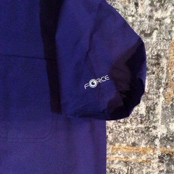 CARHARTT WOMEN’S MODERN FIT SCRUB TOP! NWT! SZ S - Picture 9 of 9
